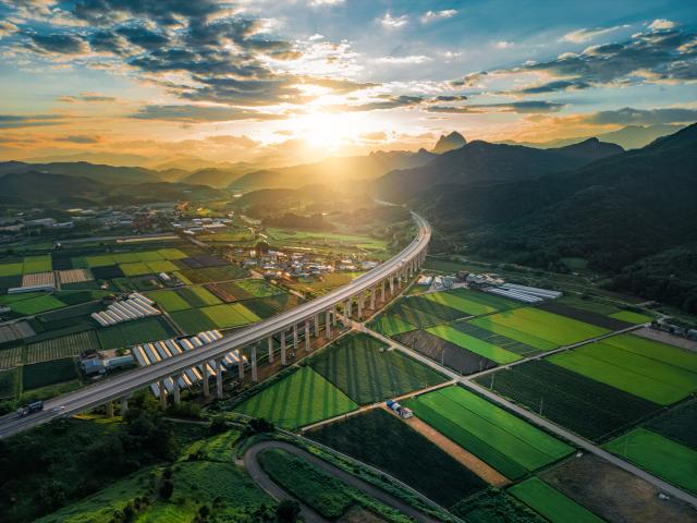 (입선)마이산과 일출