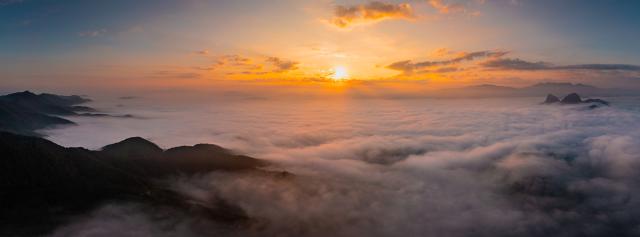 (장려)구름에 잠긴 마이산