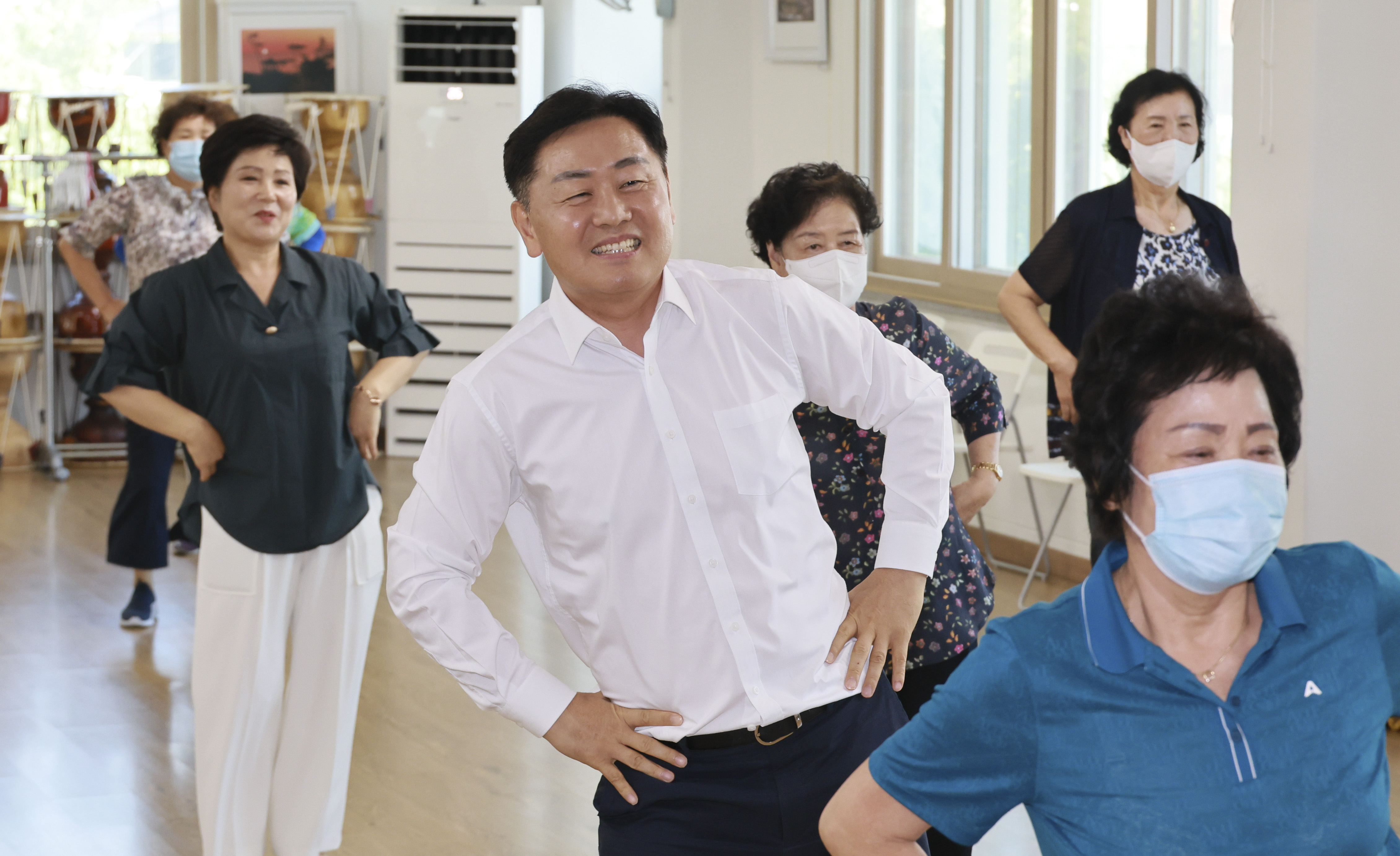 말복 전북특별자치도 노인복지관 닭곰탕 배식봉사 이미지(5)