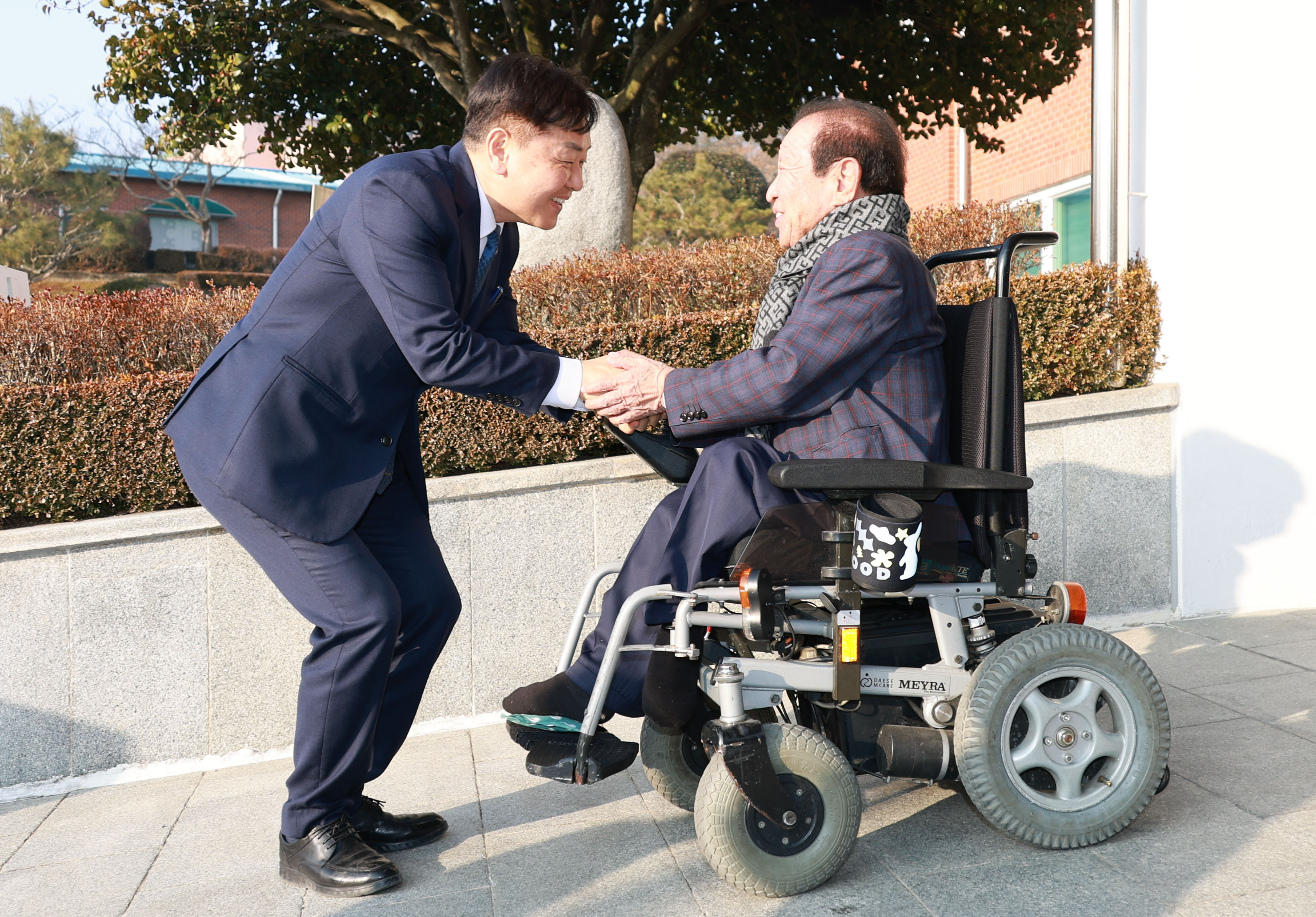 소멸 항공마일리지 활용 사회복지시설 방문 이미지(2)