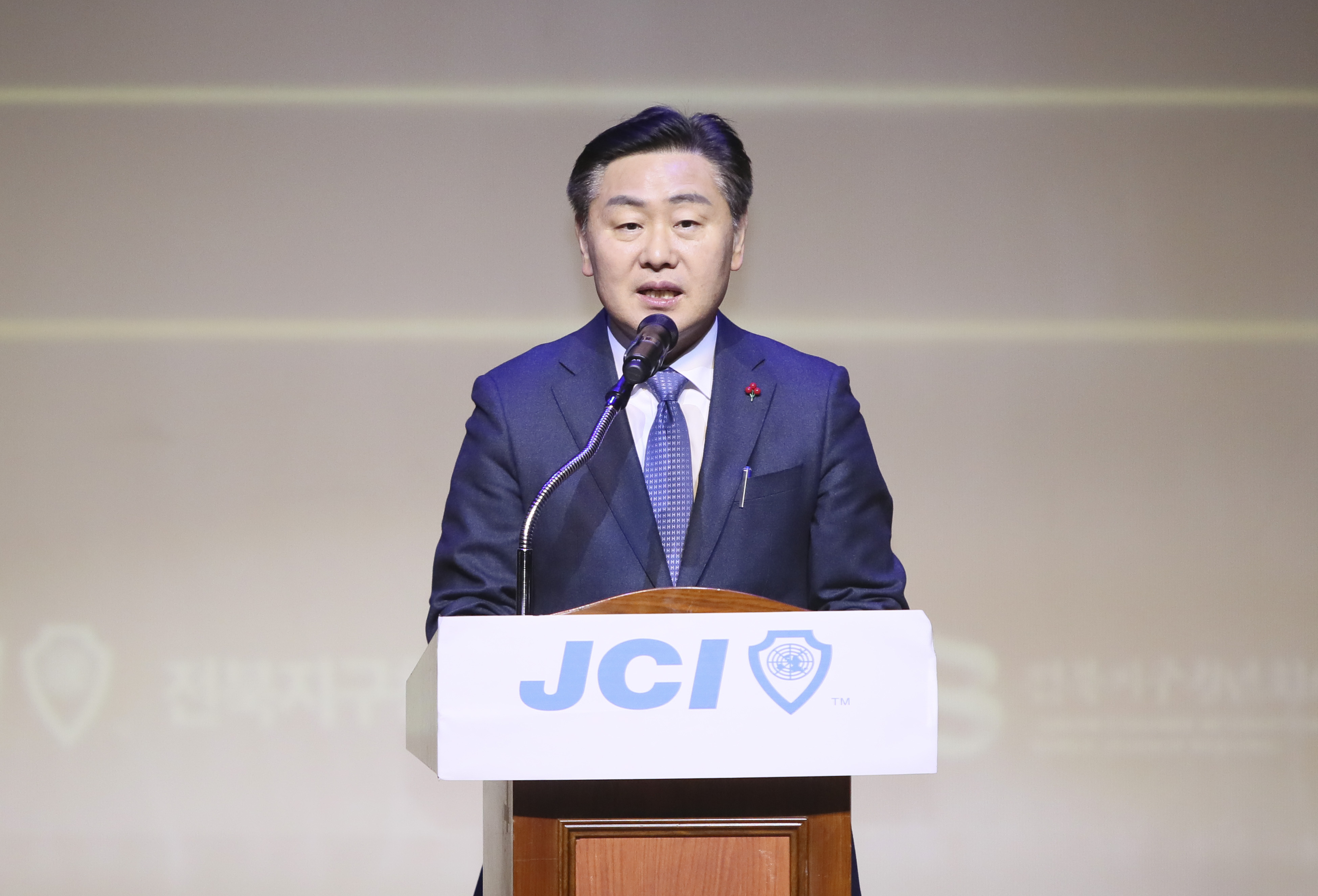 전북지구청년회의소(JC) 신구회장단 및 감사 이·취임식 축사 이미지(1)