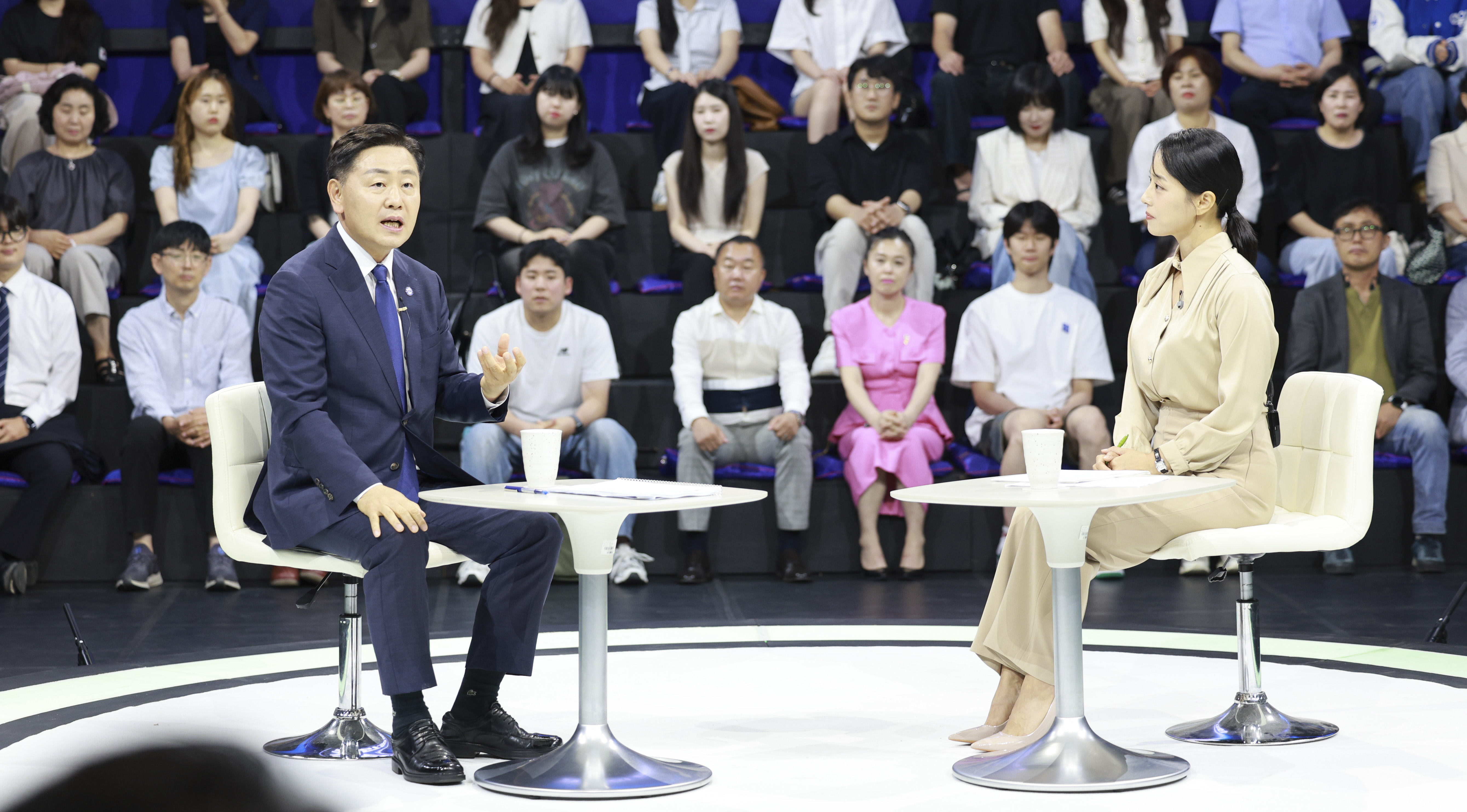민선8기 3주년, 김관영 지사 도민 200명과 직접 마주 앉았다 이미지(4)