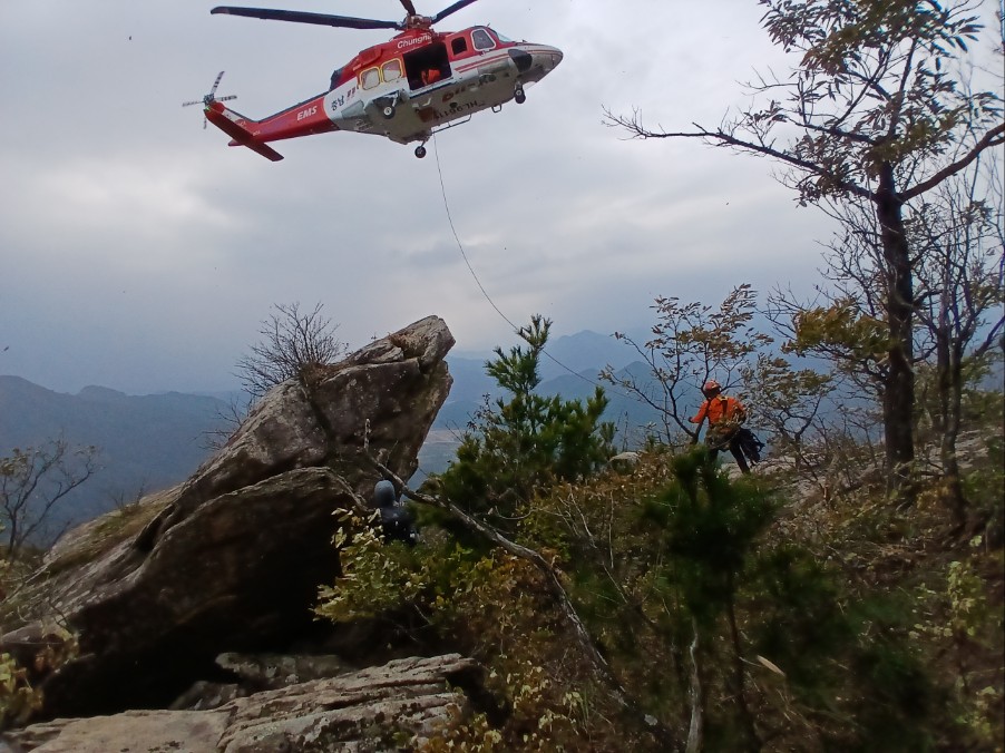 가을 단풍철 산악사고 급증… 전북자치도소방본부 “안전산행 주의 당부” 이미지(2)