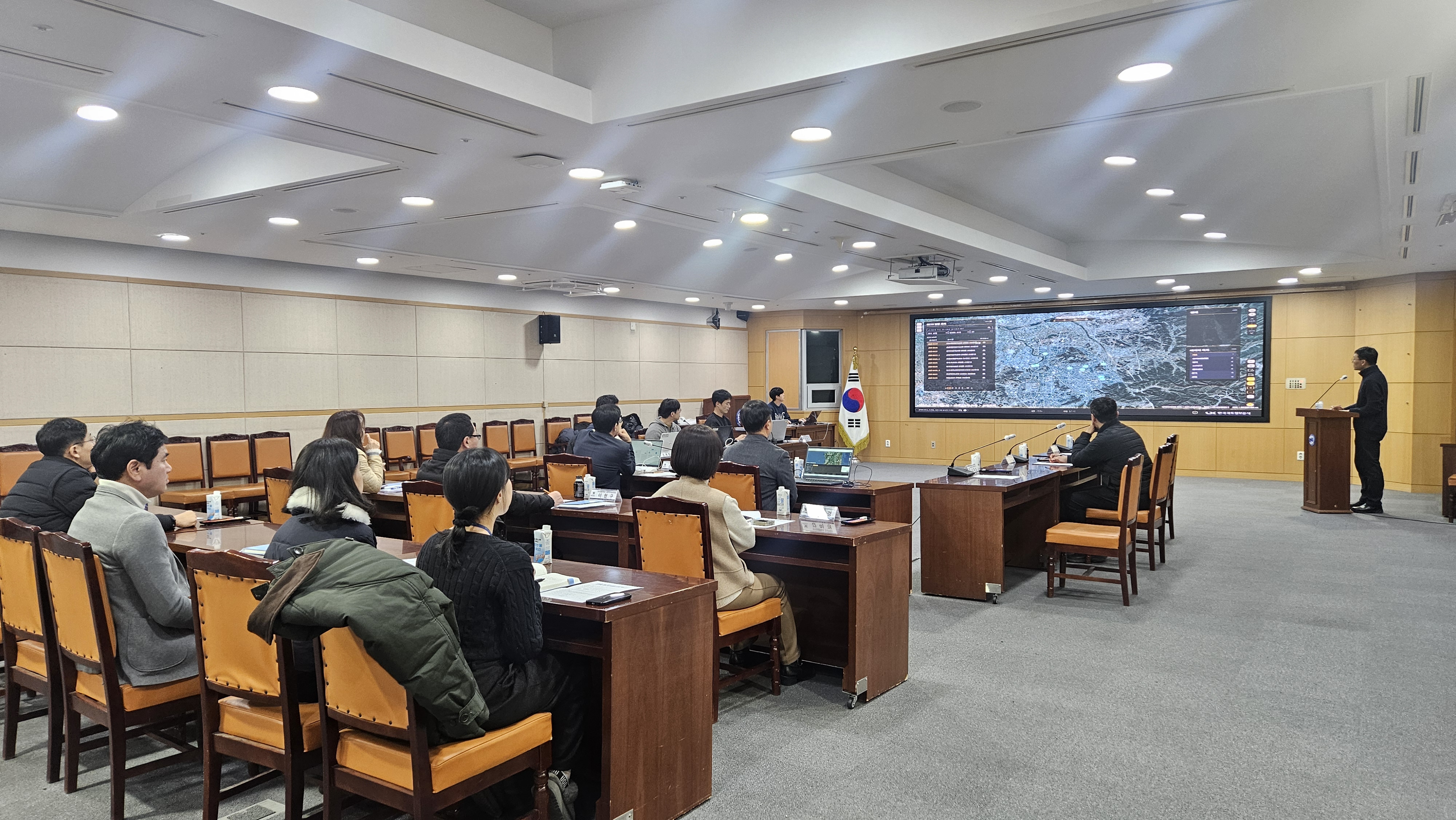 전북자치경찰위원회, LX 플랫폼 활용해 외국인 밀집지역‘안전지도’만든다 이미지(2)