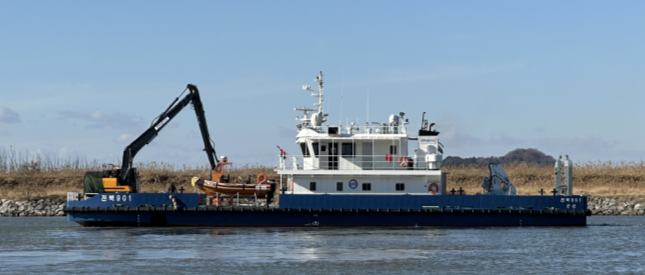 전북자치도, 청정 전북바다 지키기 본격 시동… ‘전북901호’첫 출항 이미지(2)
