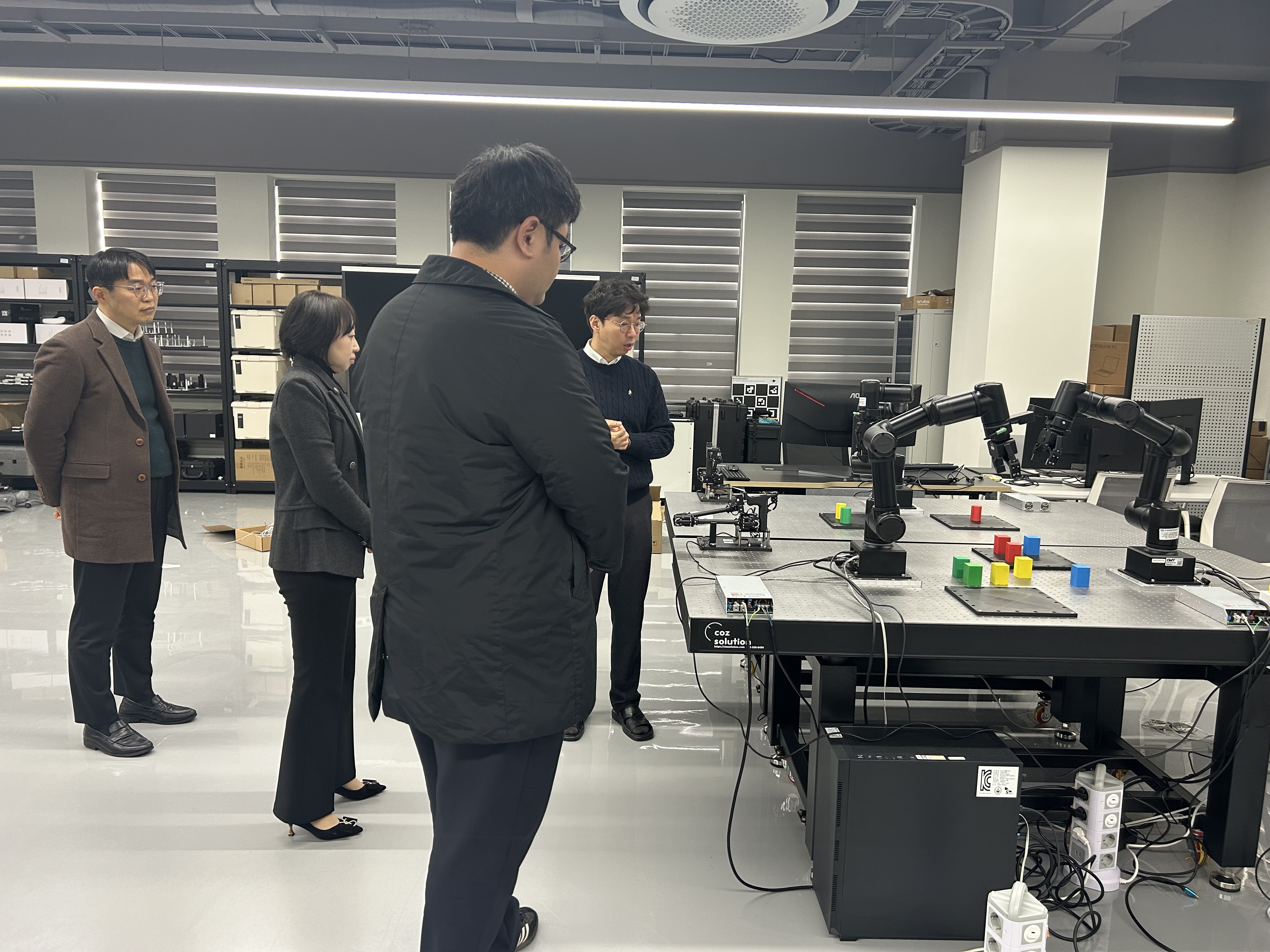 전북자치도, 피지컬 AI 전문가와 전북특별법 특례 발굴 논의 이미지(3)