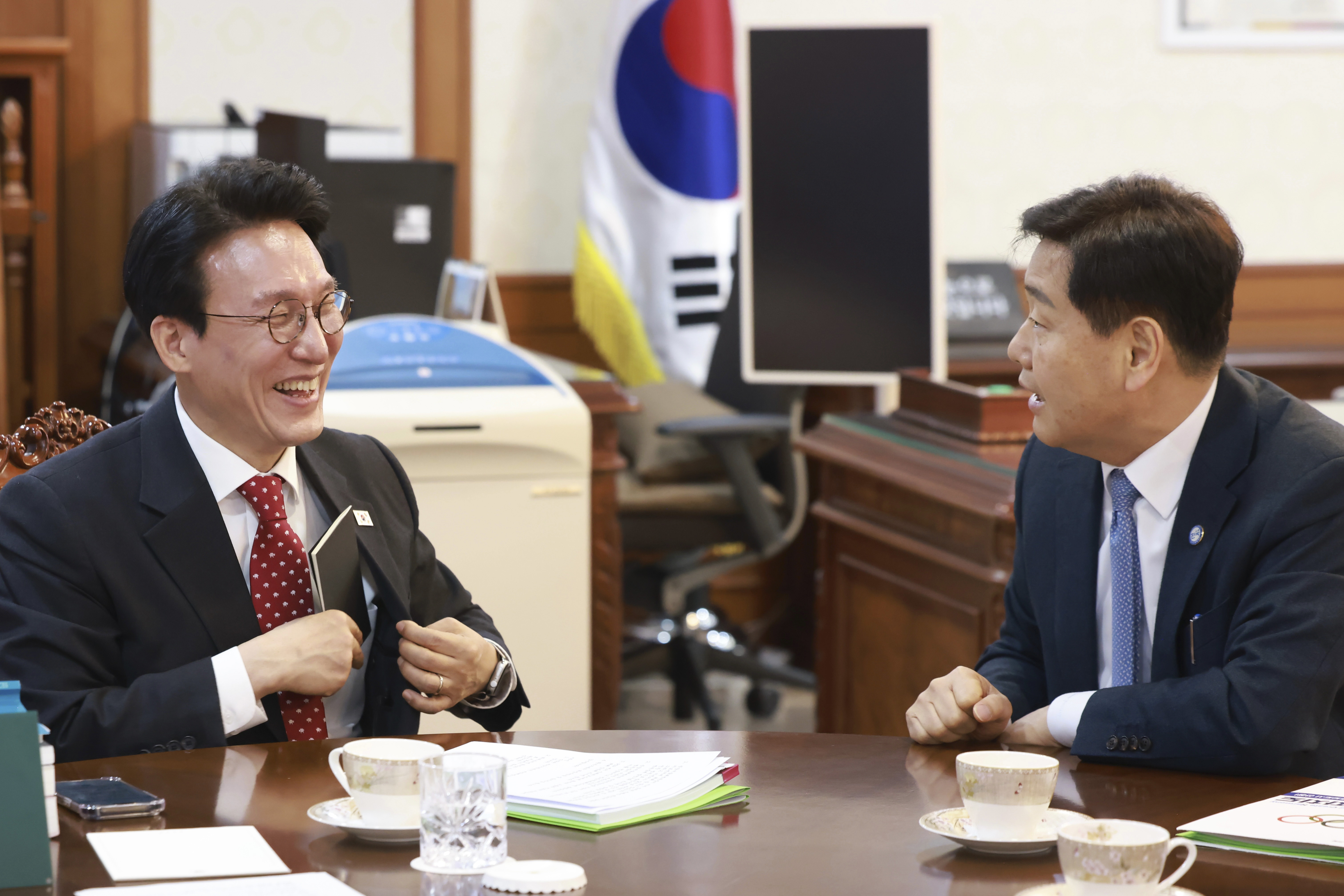 ‘완주-전주 통합·3특 균등지원·특별법 의결’ 전북자치도, 국가균형발전 3대 현안 정부 지원 촉구 이미지(4)