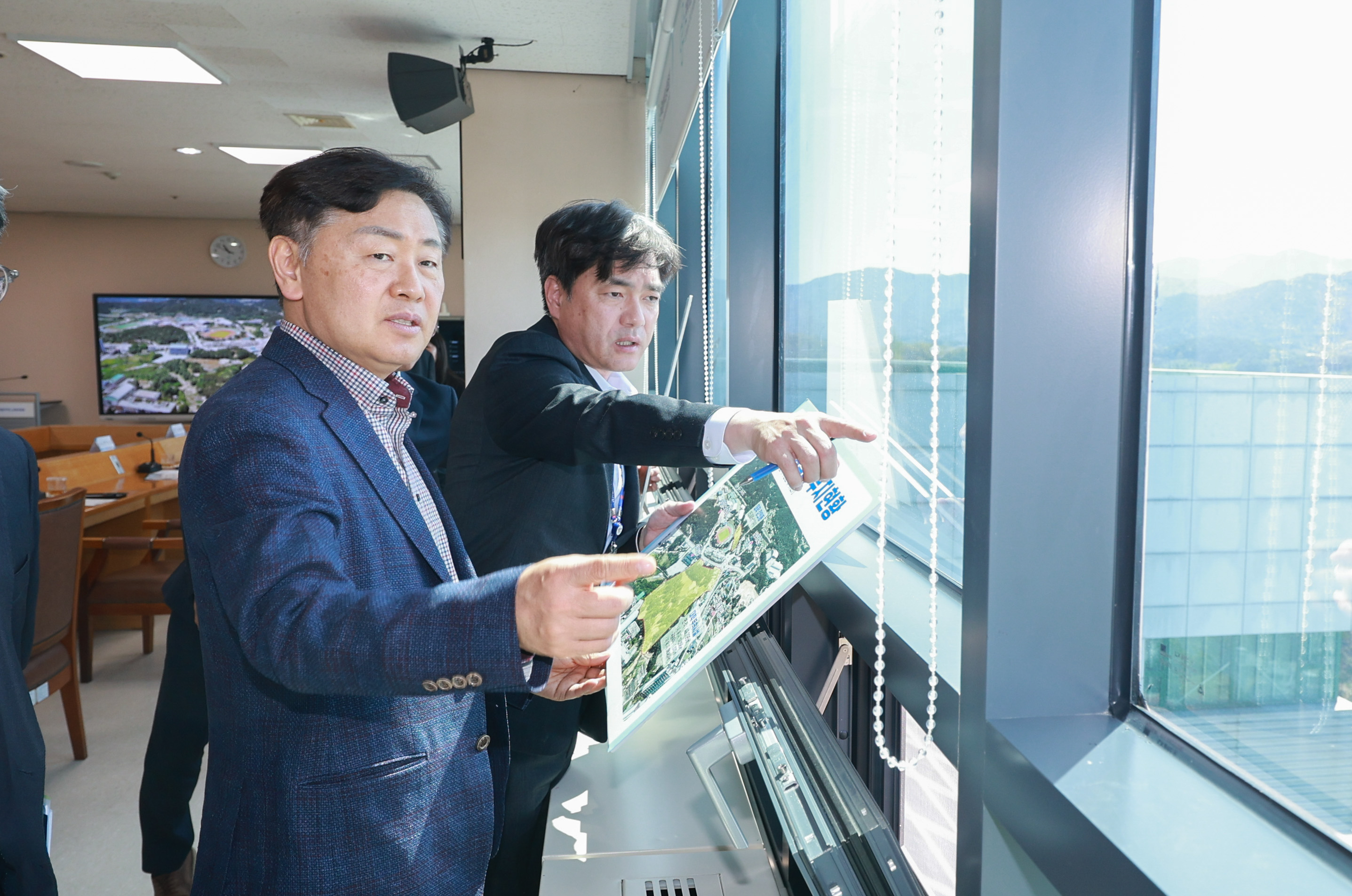 김관영 지사, 남원 공공의료·교육 현장 점검…동남권 의료안전망 강화 이미지(2)
