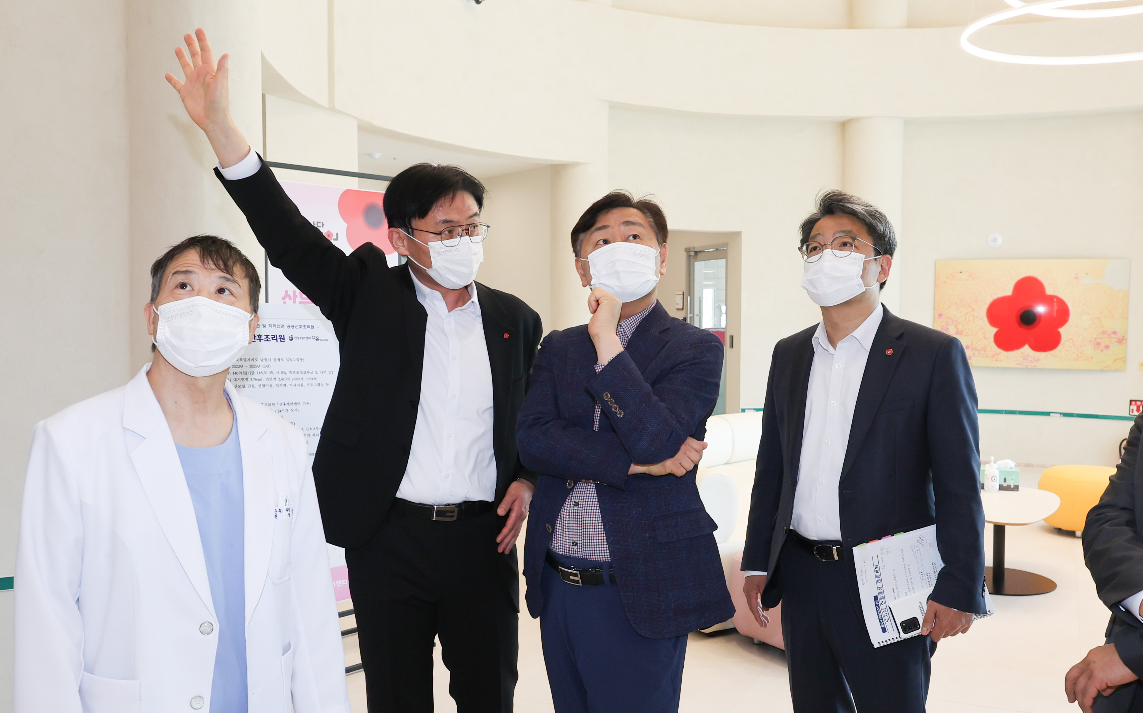 김관영 지사, 남원 공공의료·교육 현장 점검…동남권 의료안전망 강화 이미지(3)