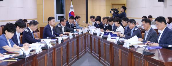 “이제는 실행이다, 공약 실현으로 도약하는 전북” 김관영 지사, 대선공약 대응 보고회 주재