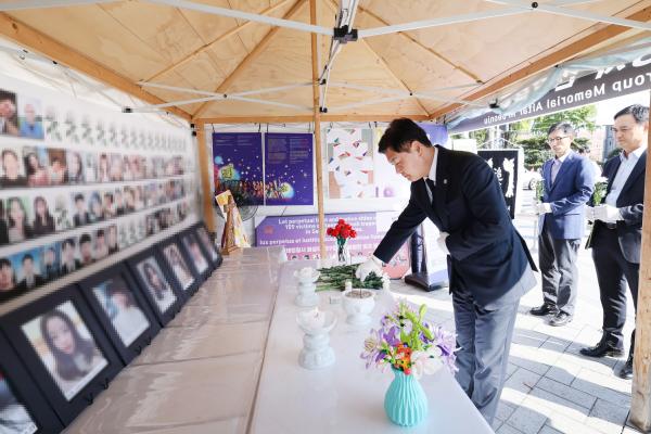 김관영 지사, 이태원 참사 3주기 맞아 풍남문광장 분향소 찾아 추모