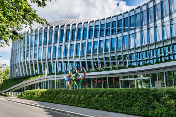 올림픽 정상회의, 정치적 간섭 없이 스포츠에 접근할 수 있는 선수들의 기본권 재확인