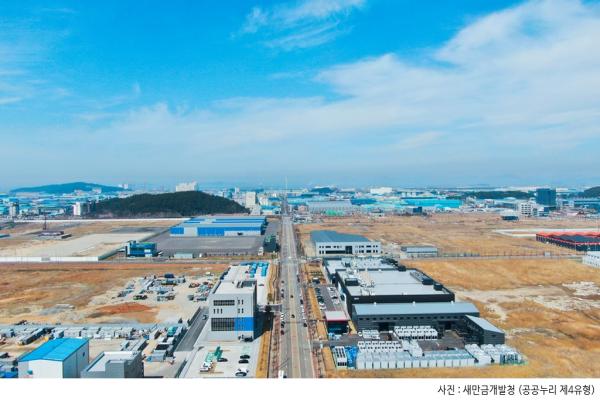 Jeonbuk Semiconductor Cluster Links Saemangeum