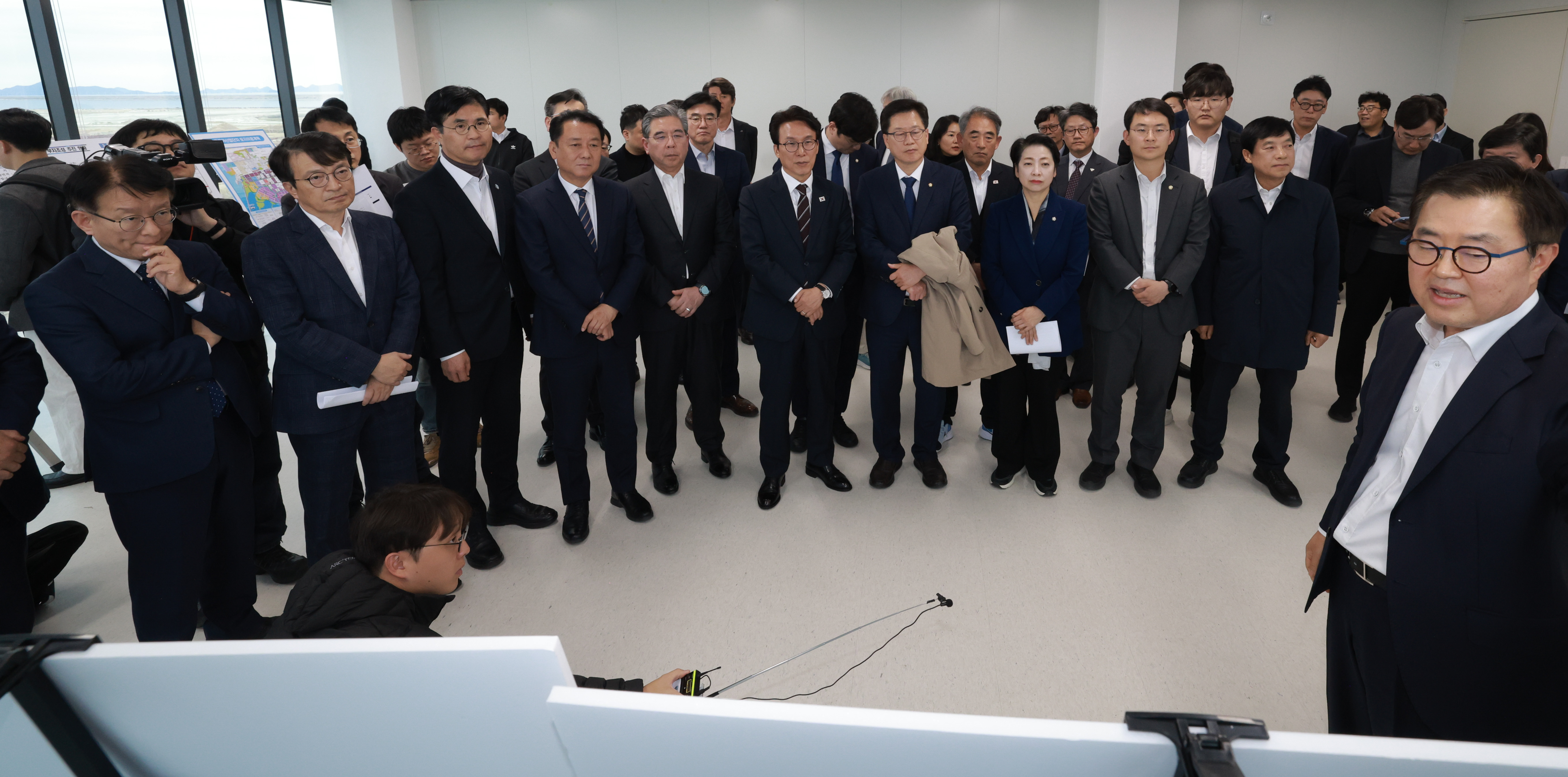 국회 메가성장특위 새만금 현장 간담회 이미지(3)