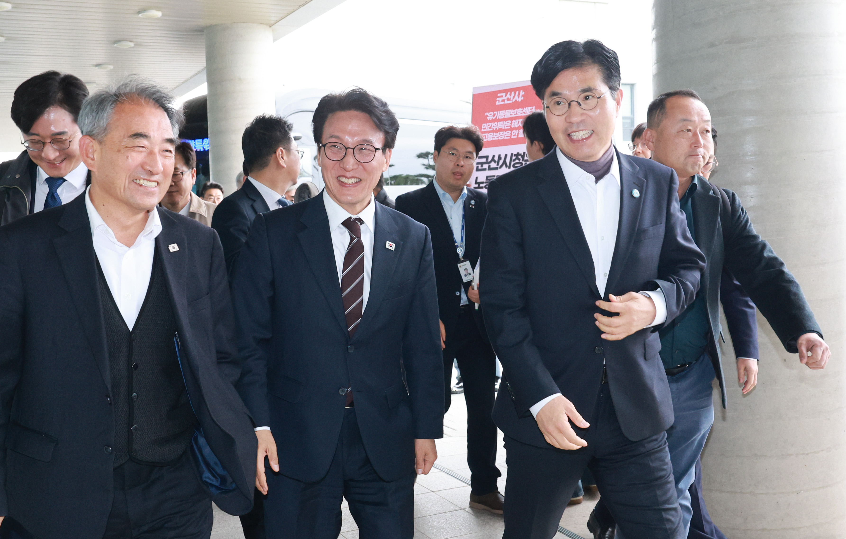 국회 메가성장특위 새만금 현장 간담회 이미지(6)